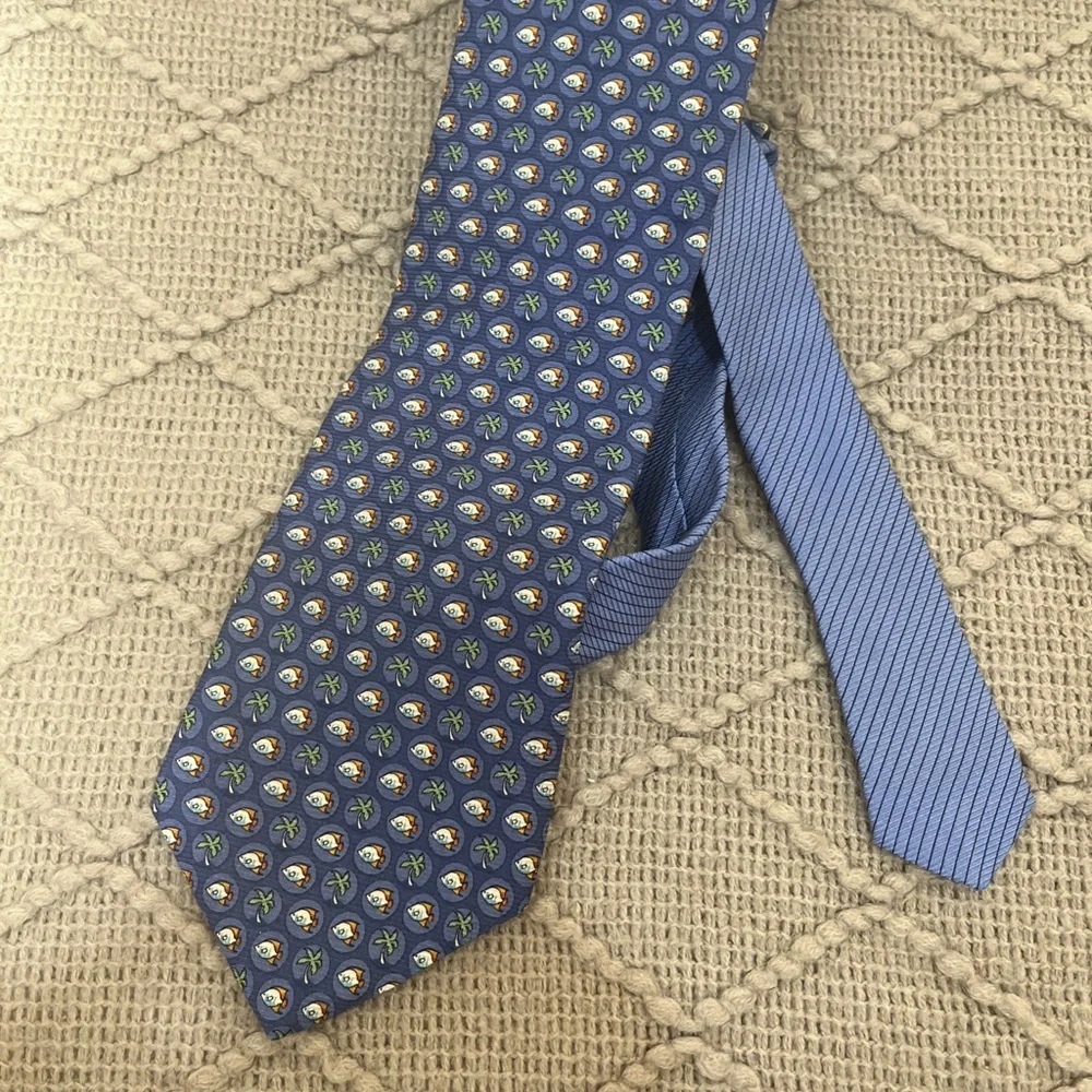 Vintage Tommy Hilfiger Blue Palm‎ Tree Fish Print 100% Silk Men’s Neck Tie Good